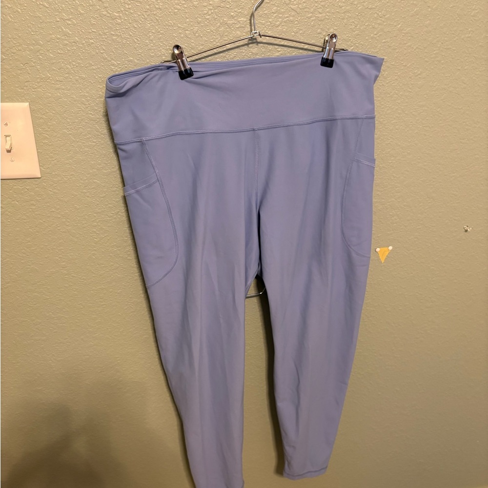 Old Navy Active Powersoft Leggings in Soft Blue